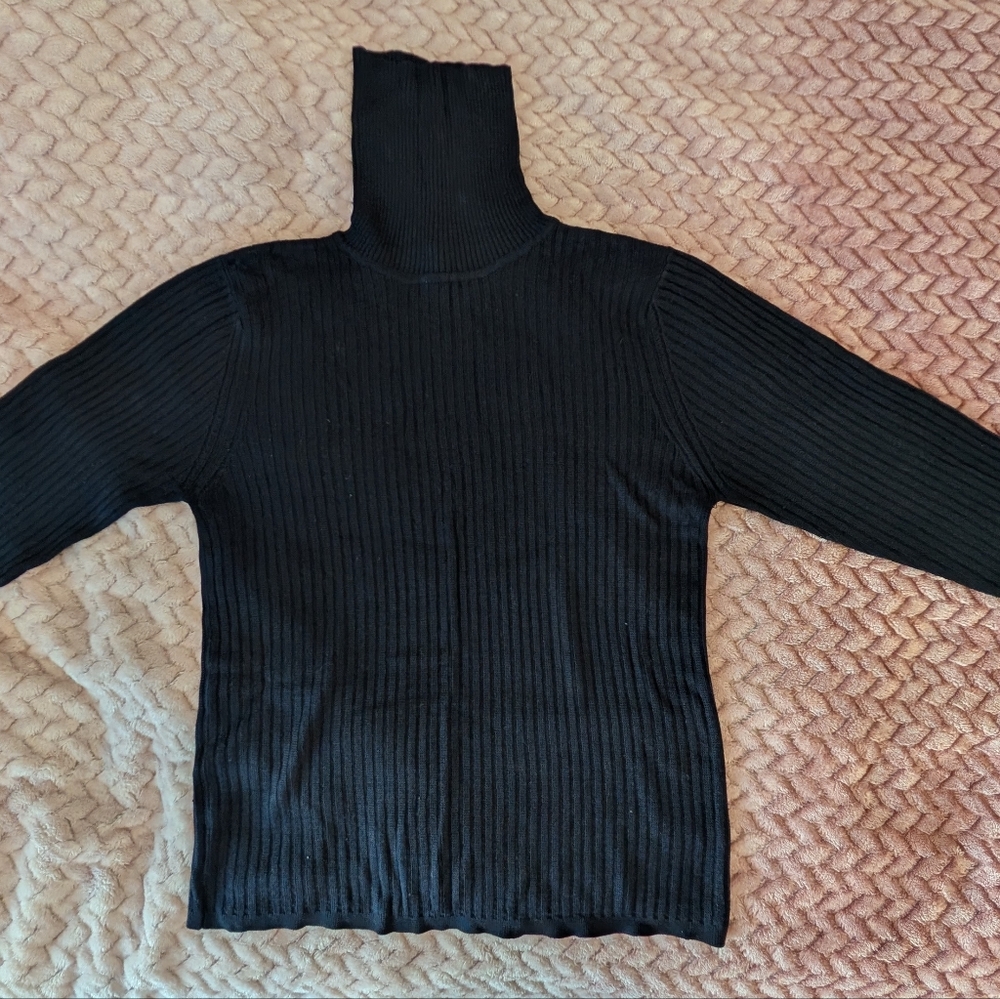 Valerie Stevens Blue Silk Sweater